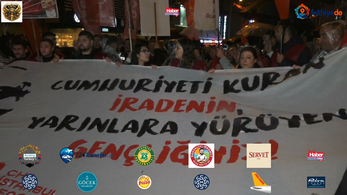 CHP İstanbul İl Başkanı Yüksel, Arnavutköy'de yağışa rağmen yürüyüşe katıldı