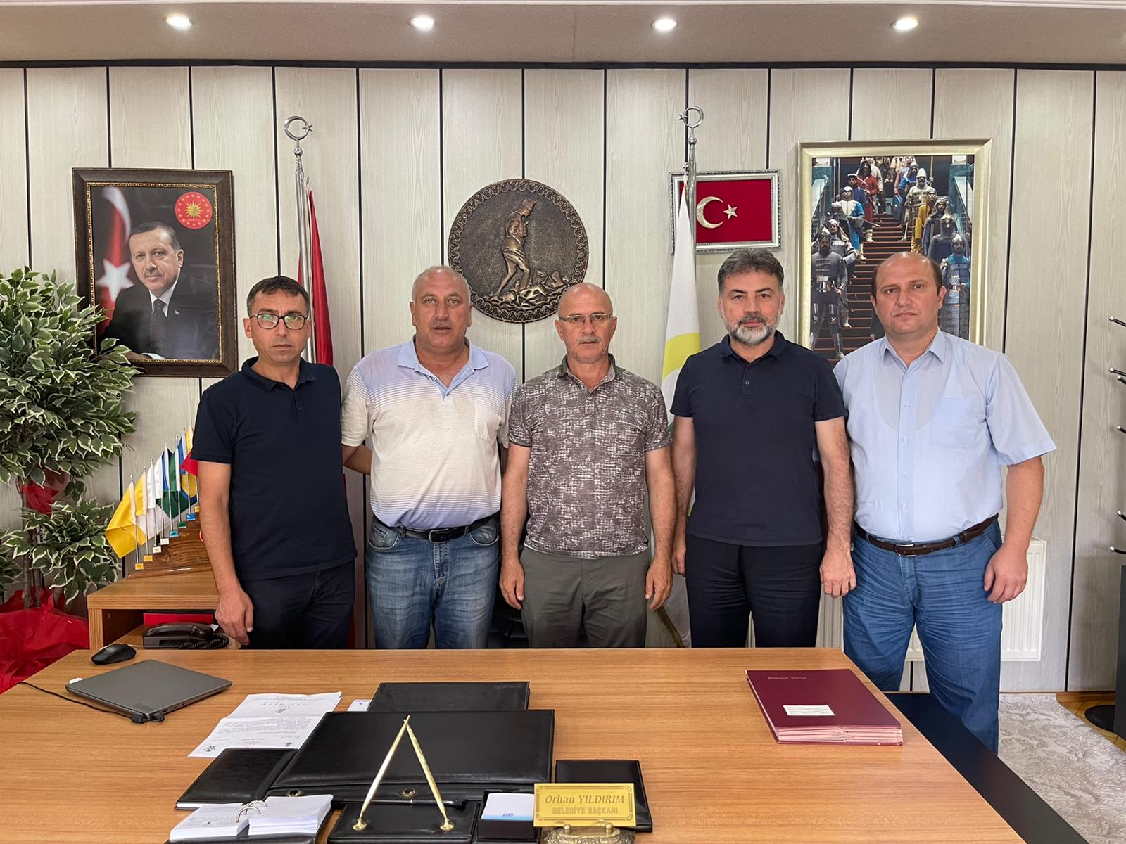 İşçi̇ ücretleri̇ne artiş yapildi.