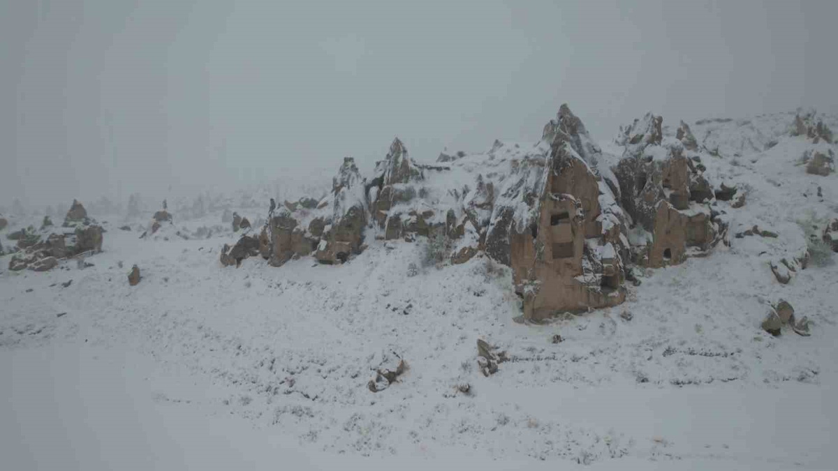 Göreme'de kaya düşmesinde 3 ölü, 5 yaralı var; dron görüntüleri değişimi ortaya koydu