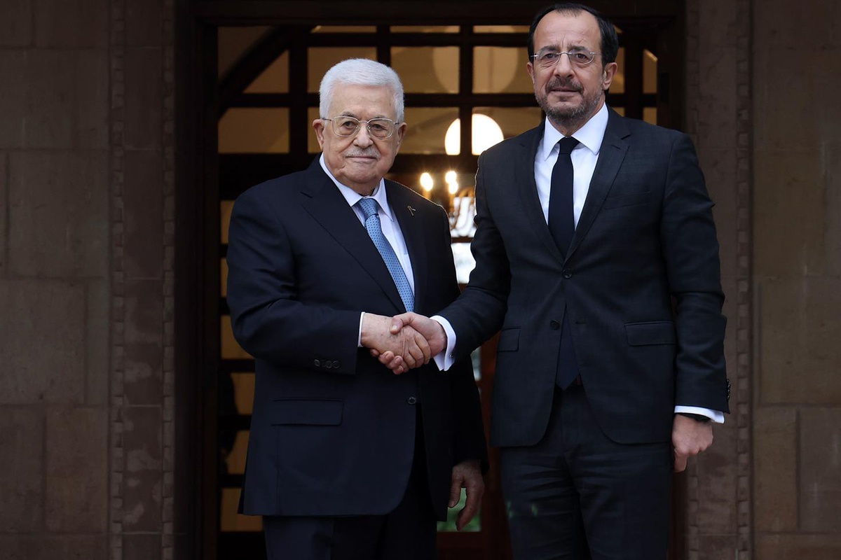 Abbas, GKRY lideriyle görüşüp yeni İsrail hükümetiyle diyalog umudunu açıkladı