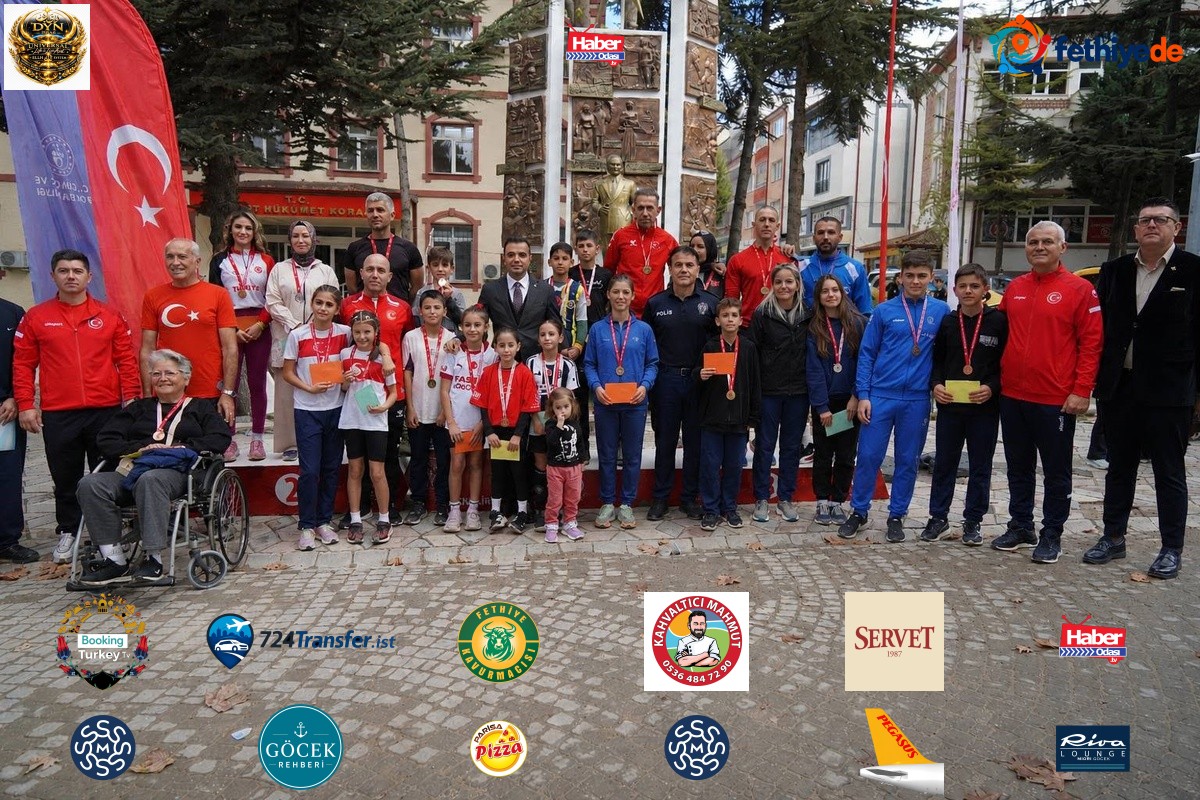 Söğüt'te Cumhuriyet'in 103. yıl dönümünde 512 sporcu halk koşusuna katıldı