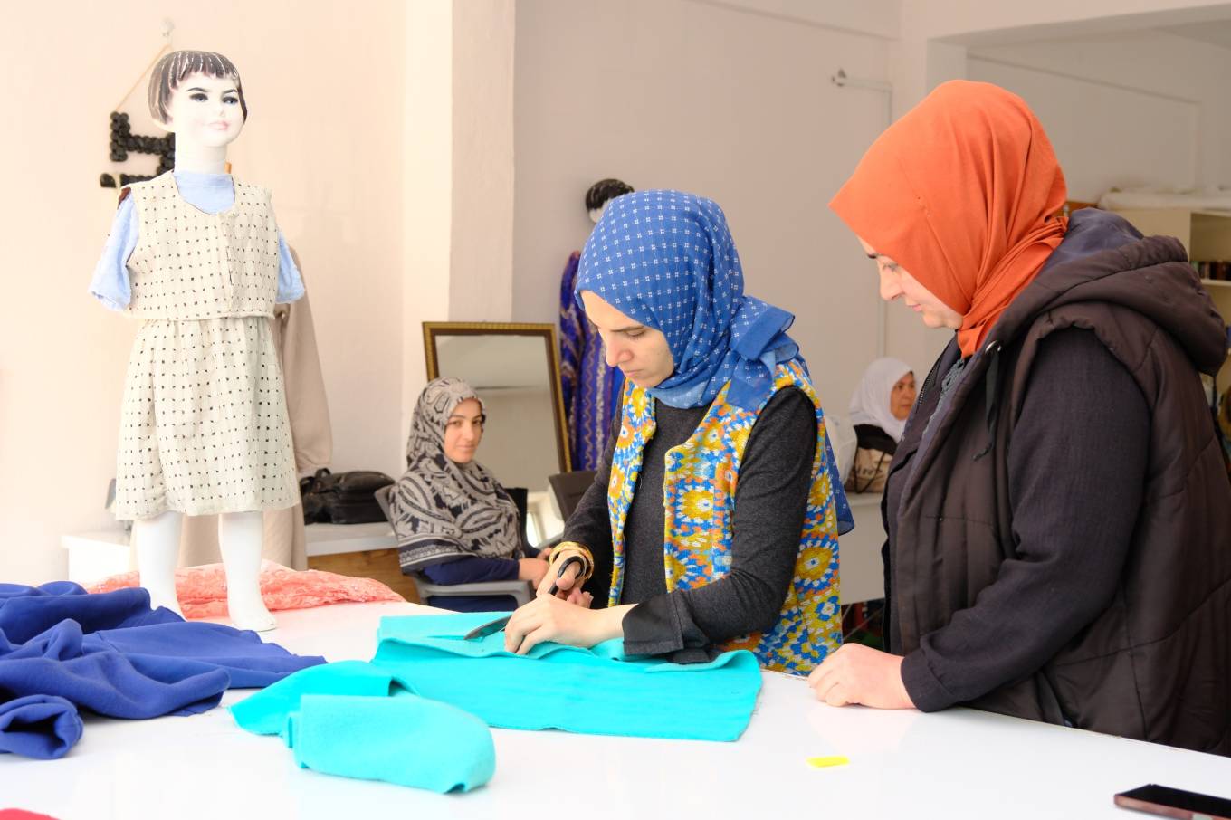 3 Merkezde Yüzlerce Kadın Meslek Ediniyor - İpekyolu Belediyesi