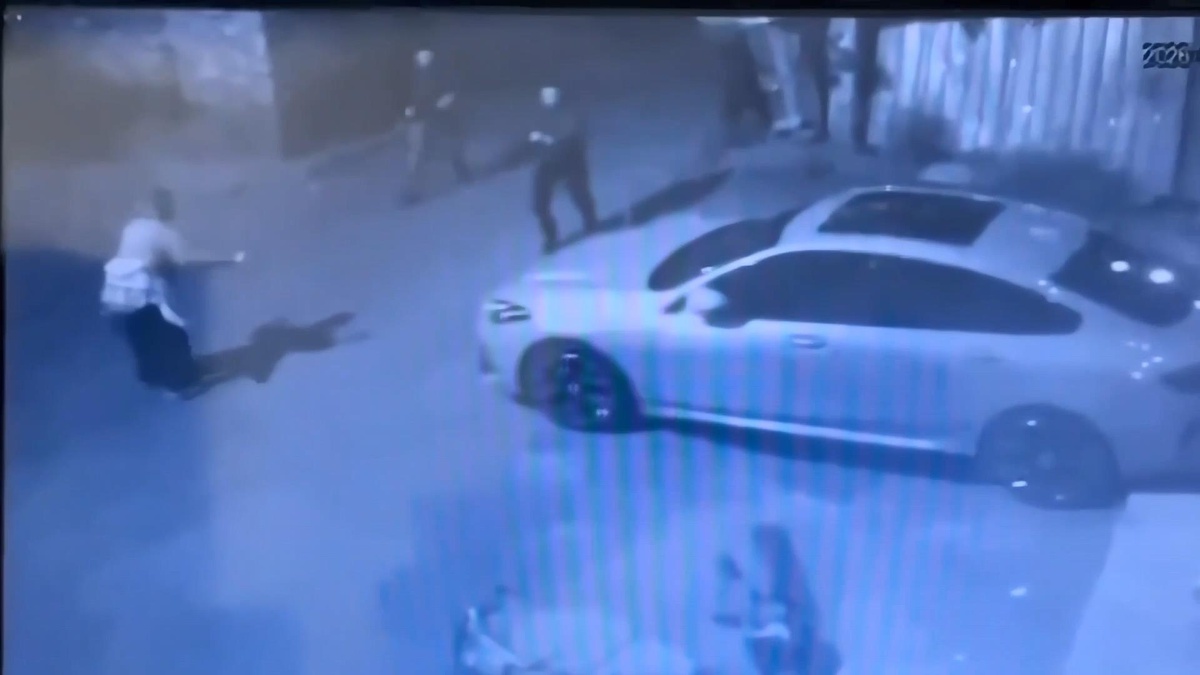Beyoğlu'nda kayınpederini darbeden 17 yaşındaki Ö.Ç. ve 2 yakını tutuklandı