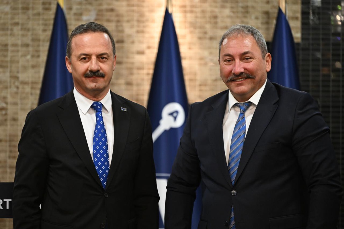 Tolga Akalın, Anahtar Parti'de Siyasi İşlerden Sorumlu Genel Başkan Yardımcısı oldu