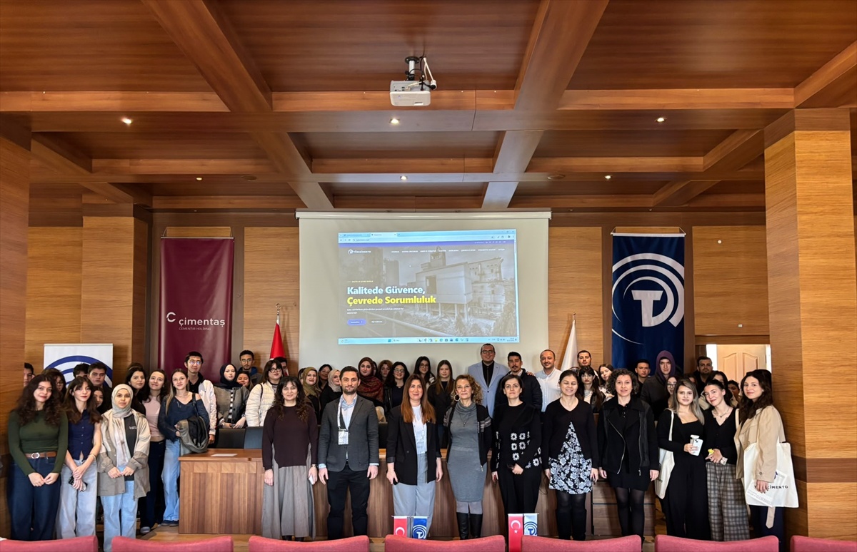 TÜRKÇİMENTO ve Trakya Üniversitesi işbirliğinde beton semineri 50 öğrenciyle yapıldı