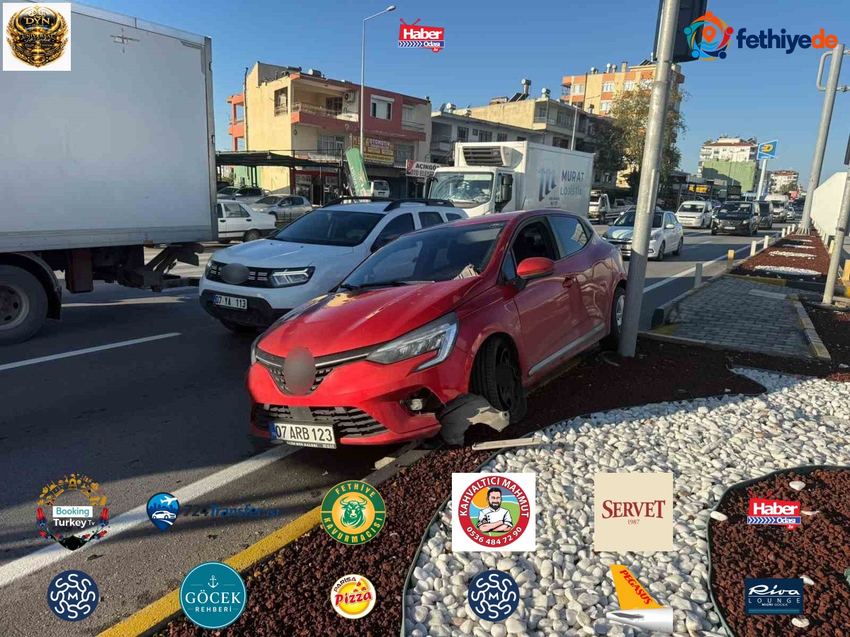 Antalya Serik'te iki otomobil kavşakta çarpıştı, 1 kişi yaralandı
