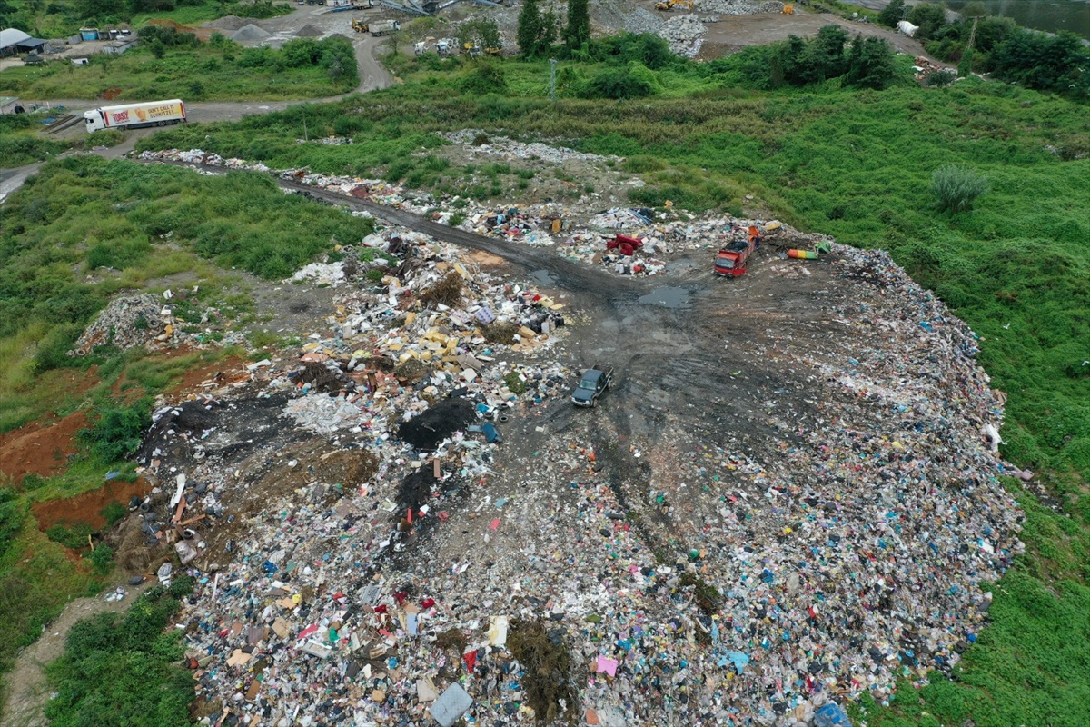 Rize Ardeşen Belediyesine vahşi depolama nedeniyle 2 milyon 346 bin lira ceza verildi