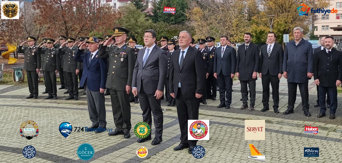 Kars'ta kurtuluşun 106'ncı yılı çelenk töreni ve konuşmalarla kutlandı