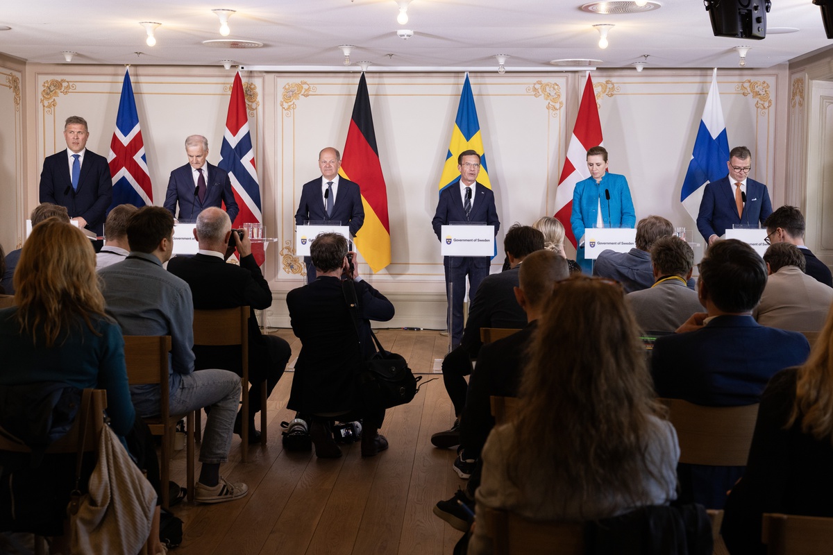 Norveç Başbakanı Store, Frederiksen'le Putin görüşmesindeki ayrılığı ele aldı
