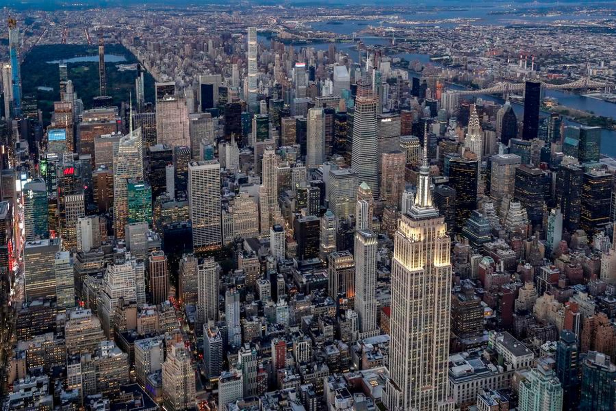 New York'ta 18 yaş altına yapay zeka sohbet robotu yasağı başladı