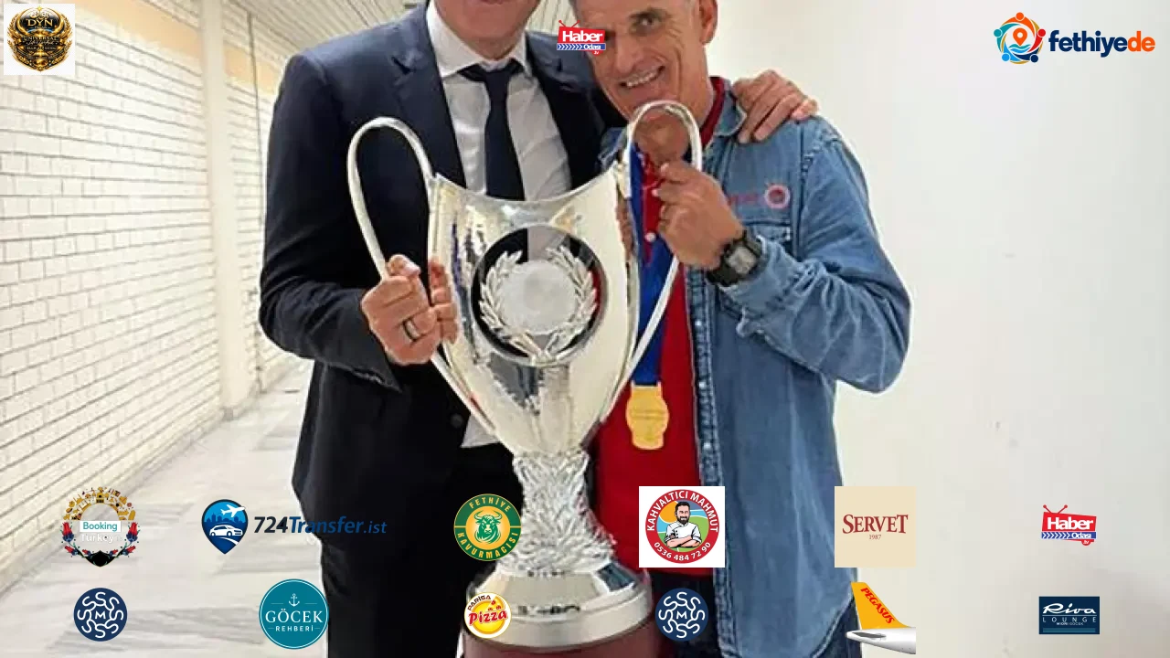 Tarihe efsane ikili olarak geçmişlerdi! Milli golcüye övgüler yağdırdı