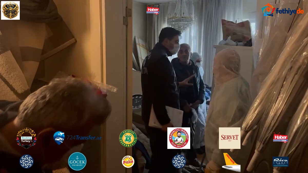 Beyoğlu Cihangir'de kötü koku şikayetiyle girilen daireden 4 ton atık çıkarıldı