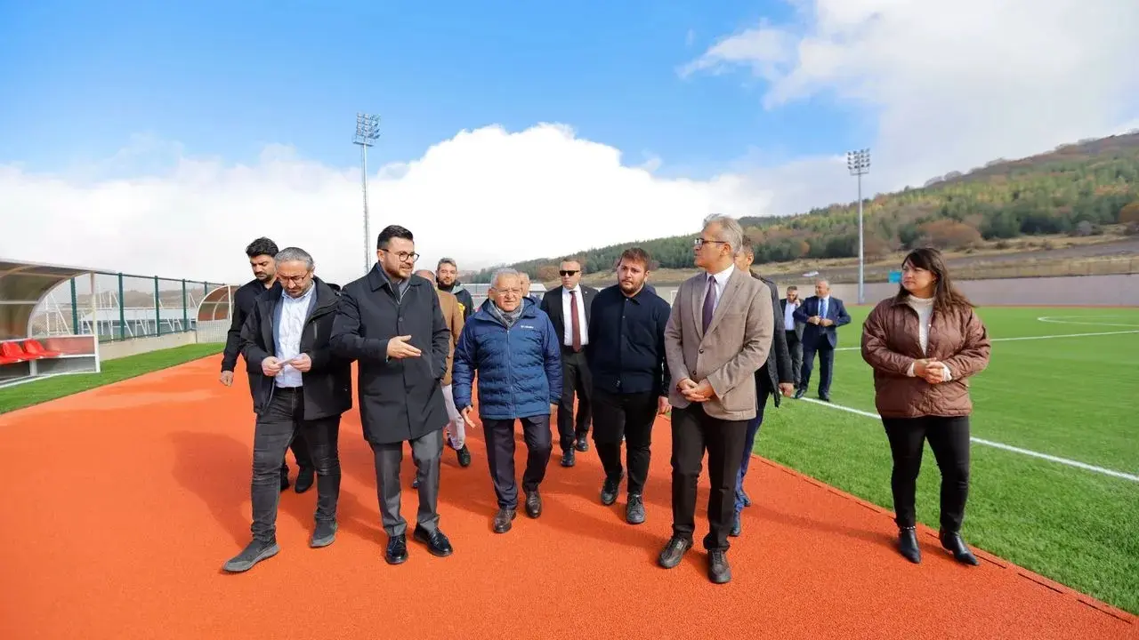 Başkan Büyükkılıç: 'Erciyes'e atletizm pisti kazandırdık'