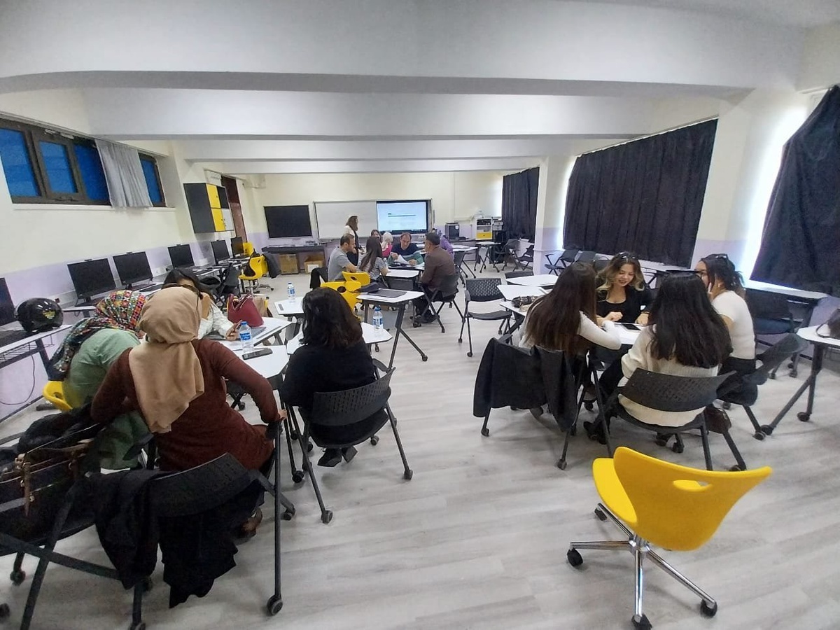 Aydın'da öğretmenlere STEM eğitimleri Efeler ve Kuşadası'nda tamamlandı
