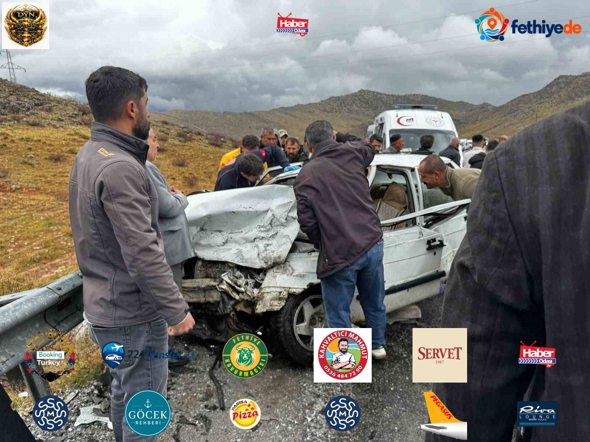 Bitlis Yolalan'da çarpışan otomobillerdeki 5 yaralı iki hastaneye sevk edildi