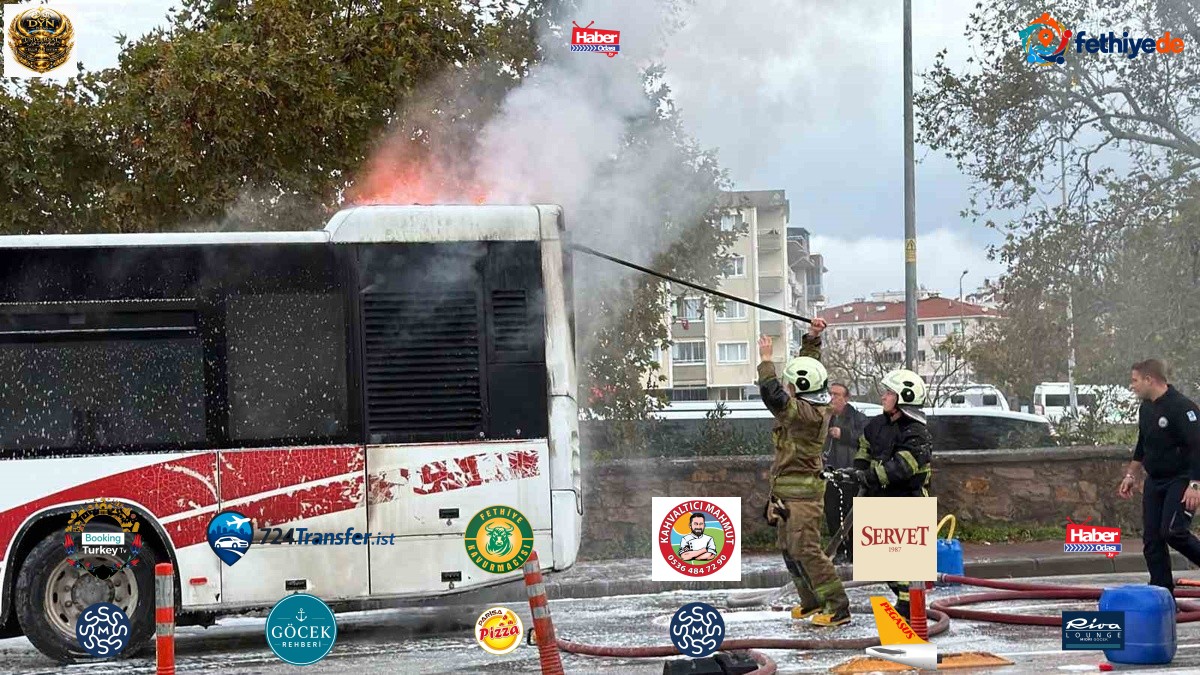 Çanakkale'de seyir halindeki özel halk otobüsü motor bölümünde yandı