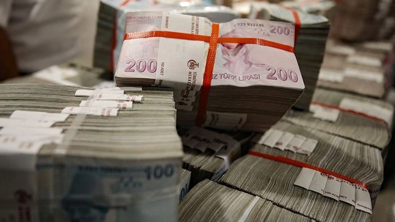 Hazine'nin üç aylık borçlanma takvimi açıklandı: 912,4 milyar liralık plan