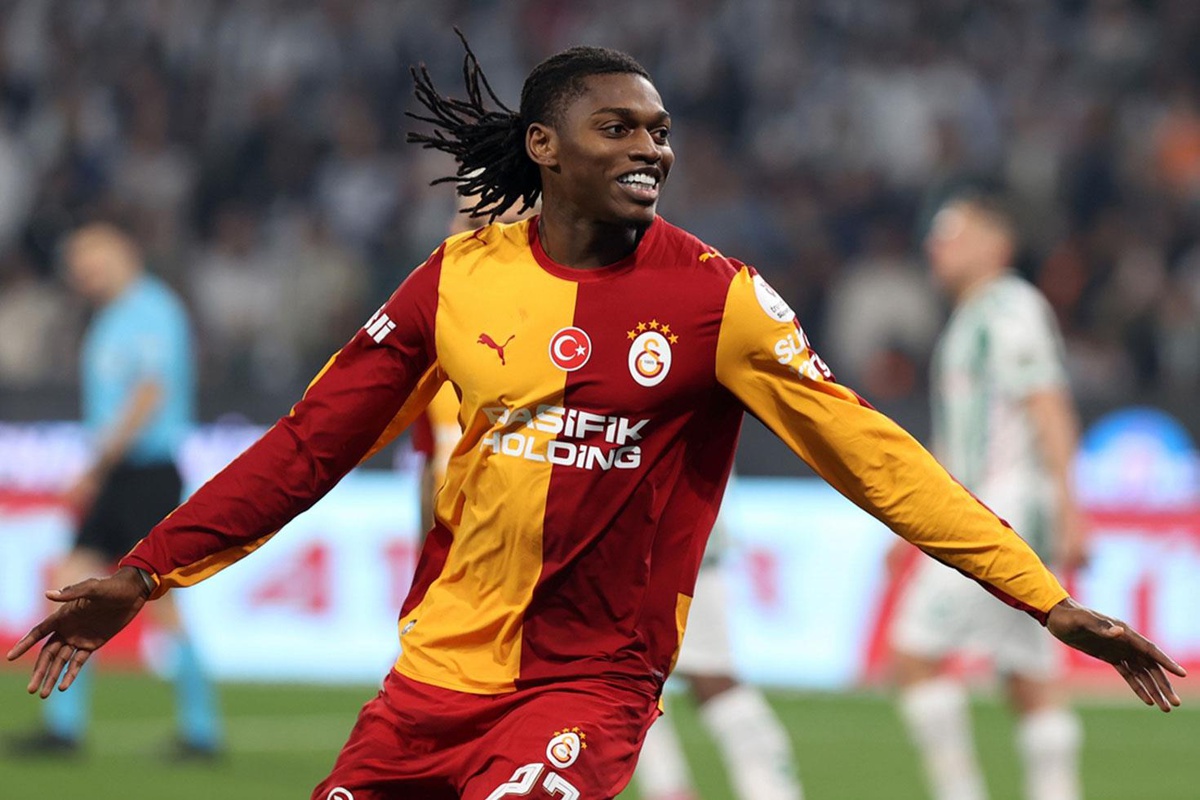 Leao'dan Galatasaray taraftarını heyecanlandıran mesaj