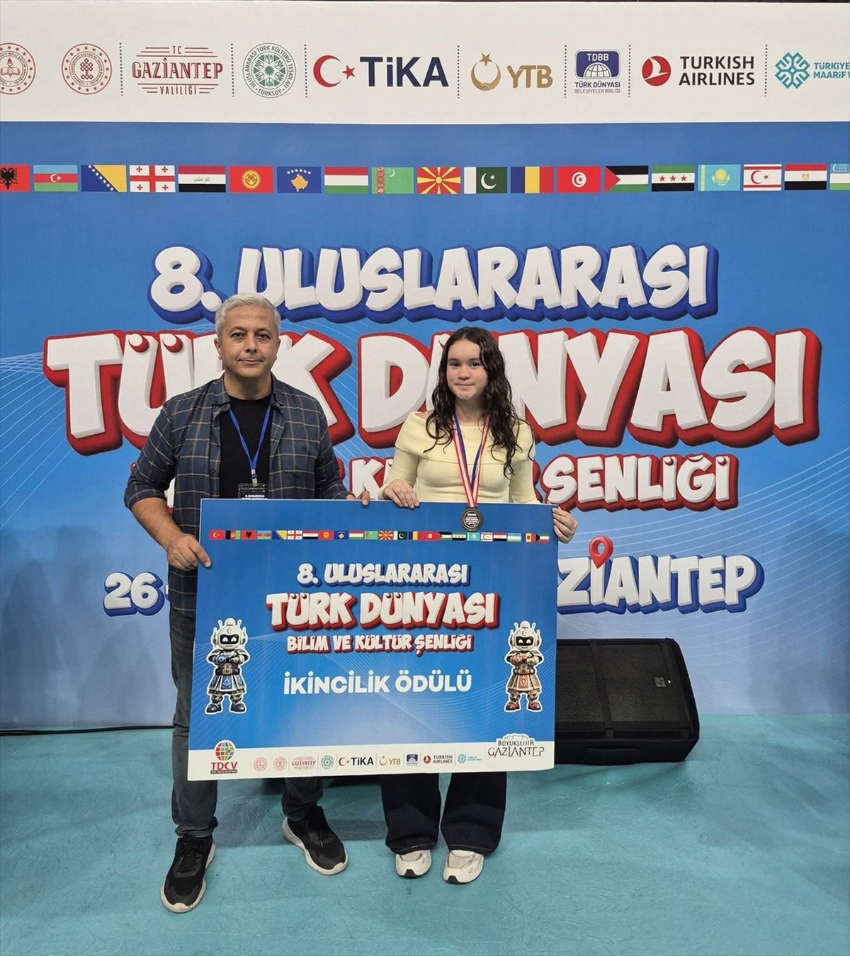 Canik BİLSEM öğrencisinin kokarca projesi Gaziantep'te Türk Dünyası ikincisi oldu