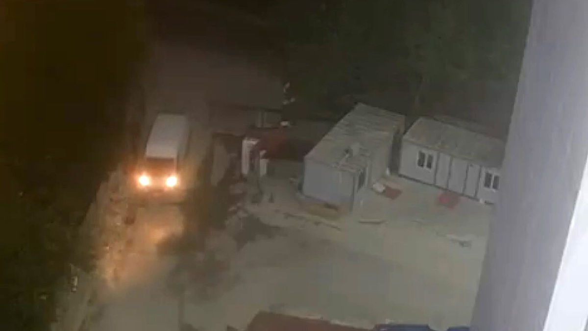 Bakırköy'de 2 milyon liralık kablo hırsızlığı soruşturmasında 13 şüpheli yakalandı