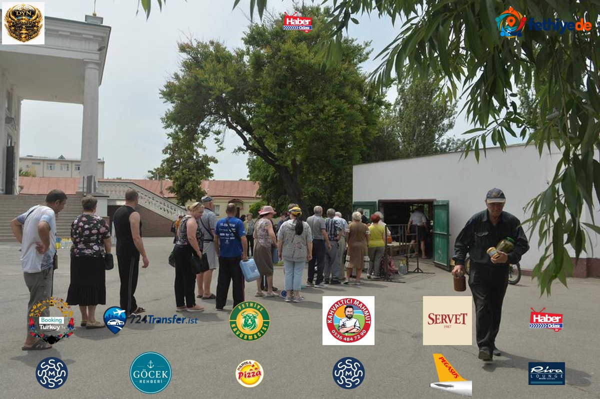 İnsan Hakları Komiseri Lantratova, Oleşki'de yardım operasyonunun bittiğini duyurdu