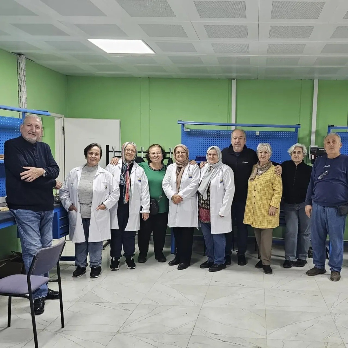 Sinop Üniversitesi 3. Yaş Üniversitesi'nde ahşap işlemeciliği dersleri başladı