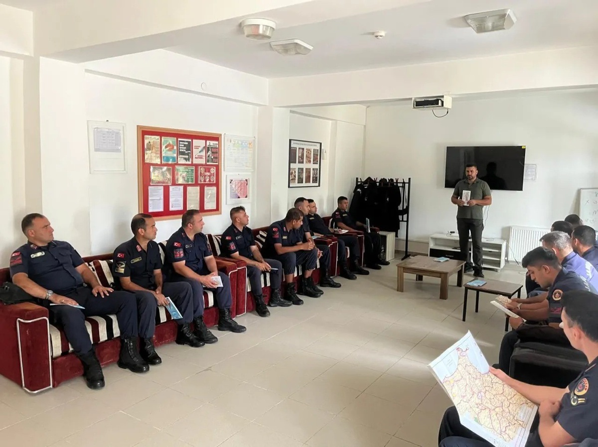 Sinop DKMP, jandarma personeline Kara Avcılığı Kanunu eğitimi verdi