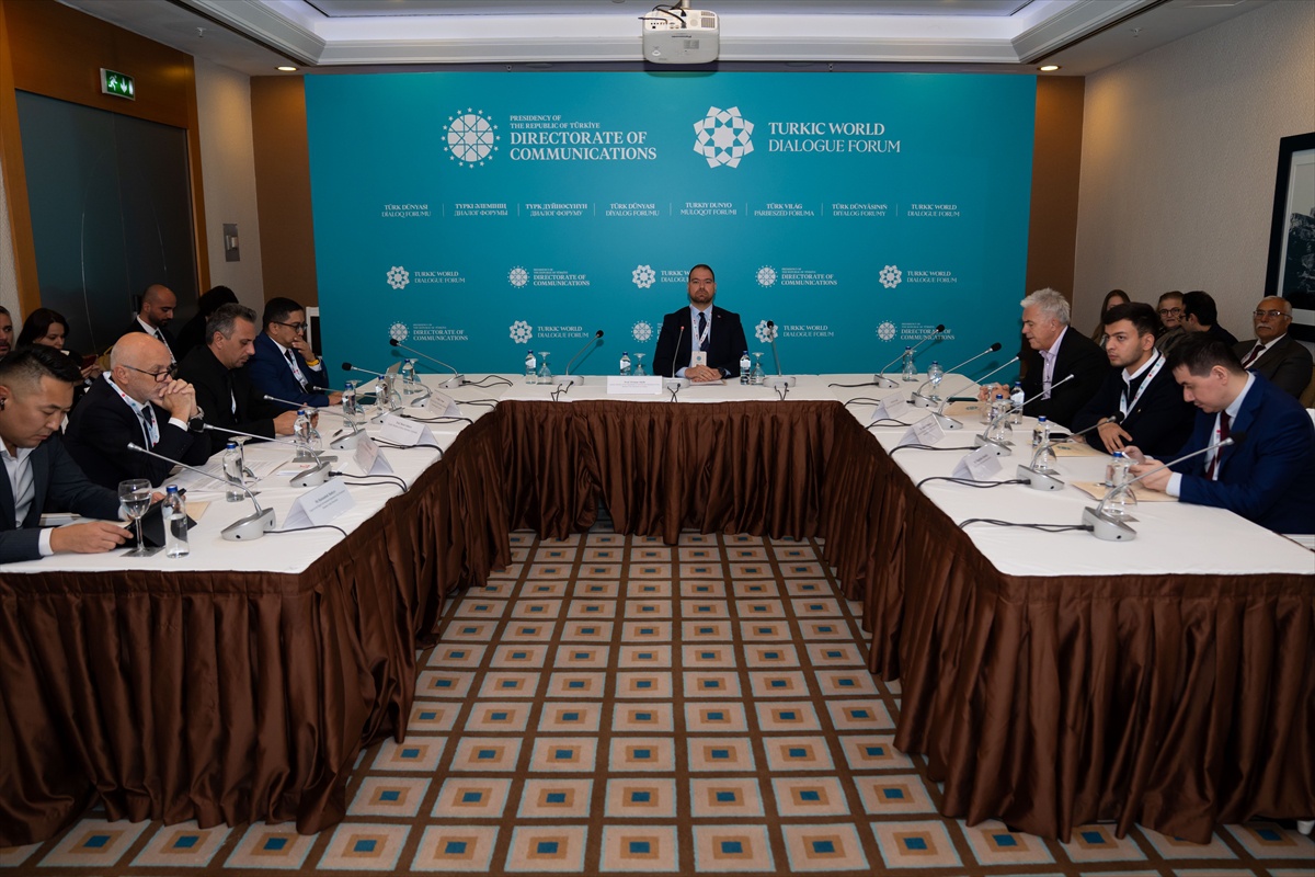 İletişim Başkanlığı forumunda yapay zeka sınamaları ve ortak doğrulama ağı konuşuldu