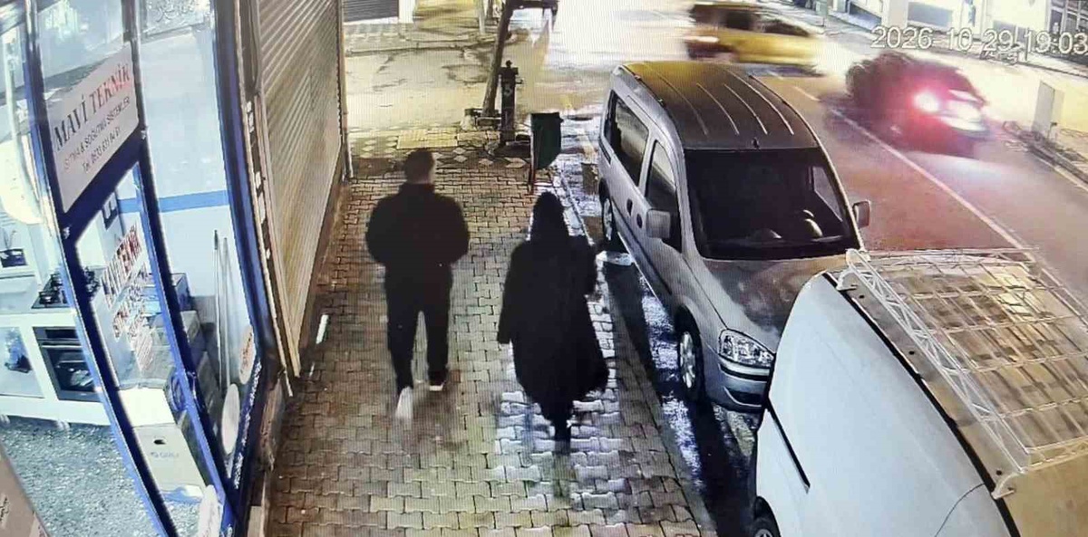 Adıyaman Kahta'da 2 kişinin yaralandığı kazanın kamera görüntüleri ortaya çıktı