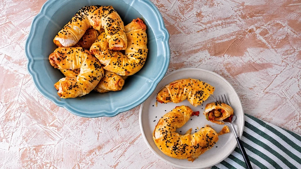 Tavuklu Mantarlı Börek Tarifi
