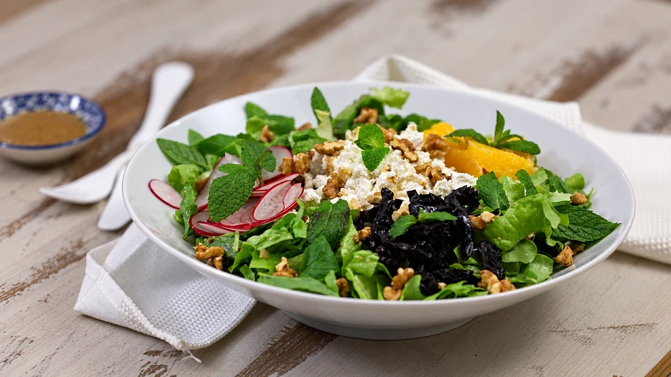 Karabuğdaylı Yeşil Salata Tarifi