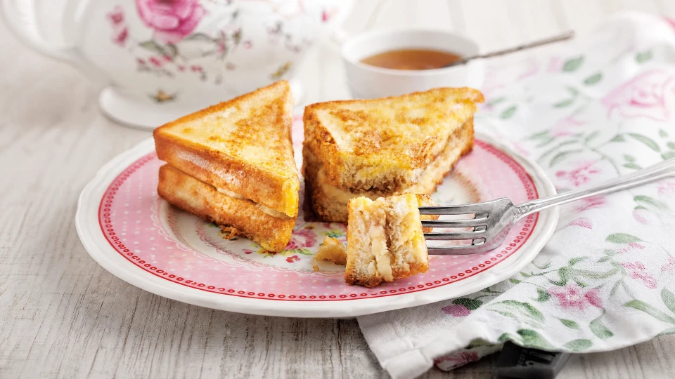 Tavada Muzlu Tereyağlı Tatlı Tost Tarifi