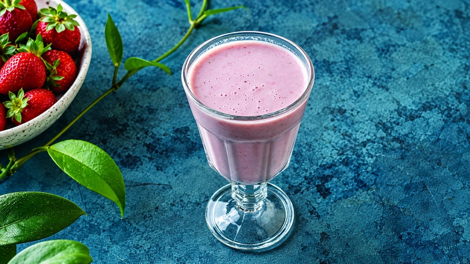 Çilekli Smoothie Tarifi