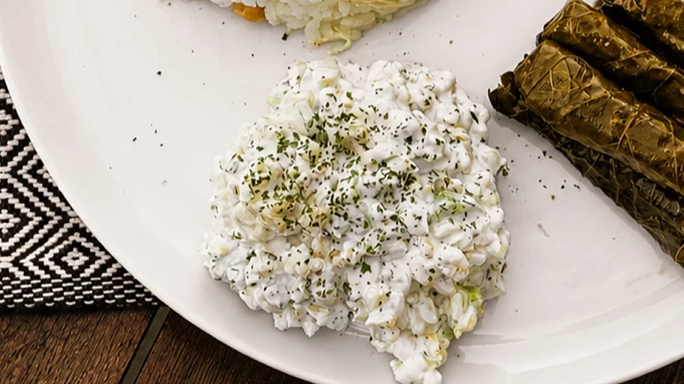 Yoğurtlu Naneli Buğday Salatası Tarifi