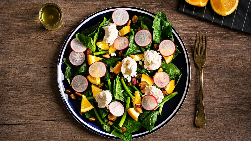 Lorlu Ispanak Salatası Tarifi