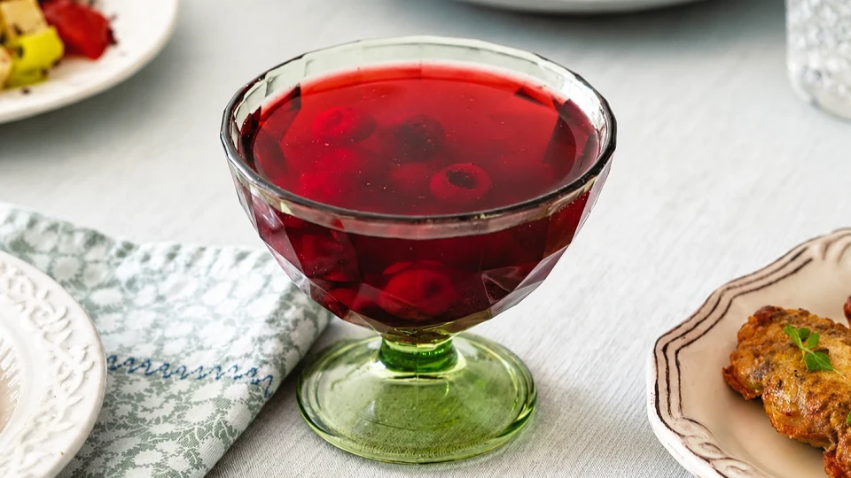 Limonlu Vişne Şerbeti Tarifi