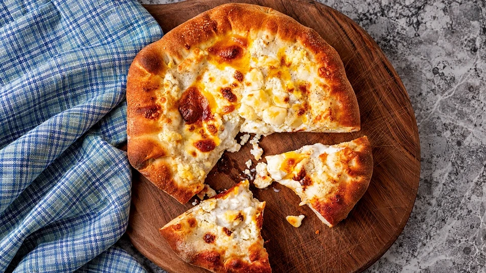 Dört Peynirli Pizza Tarifi