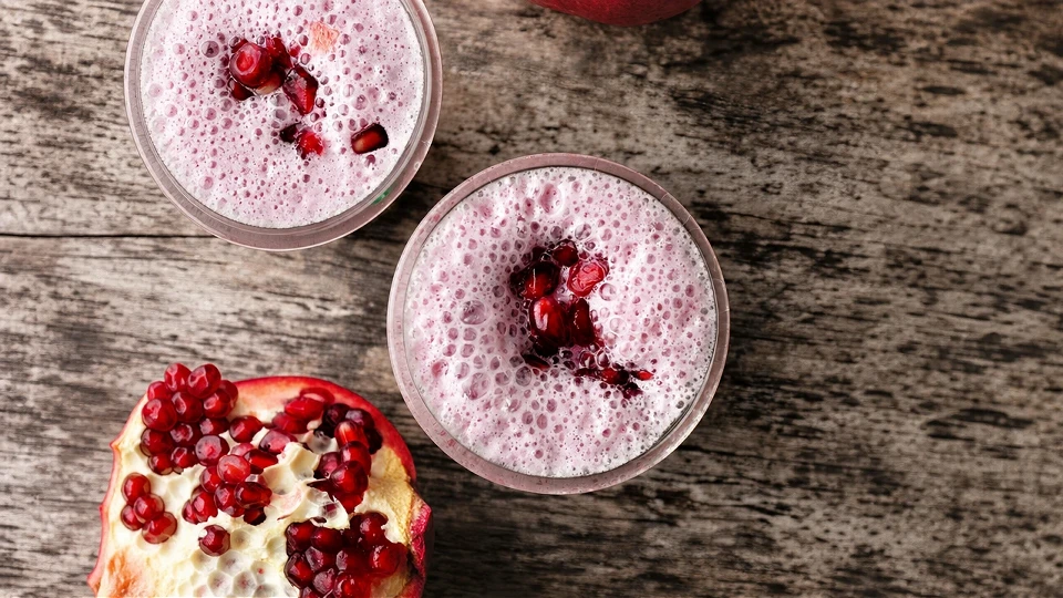 Narlı Frambuazlı Smoothie Tarifi - Pratik Yapılışı | GZT Yemek Tarifleri