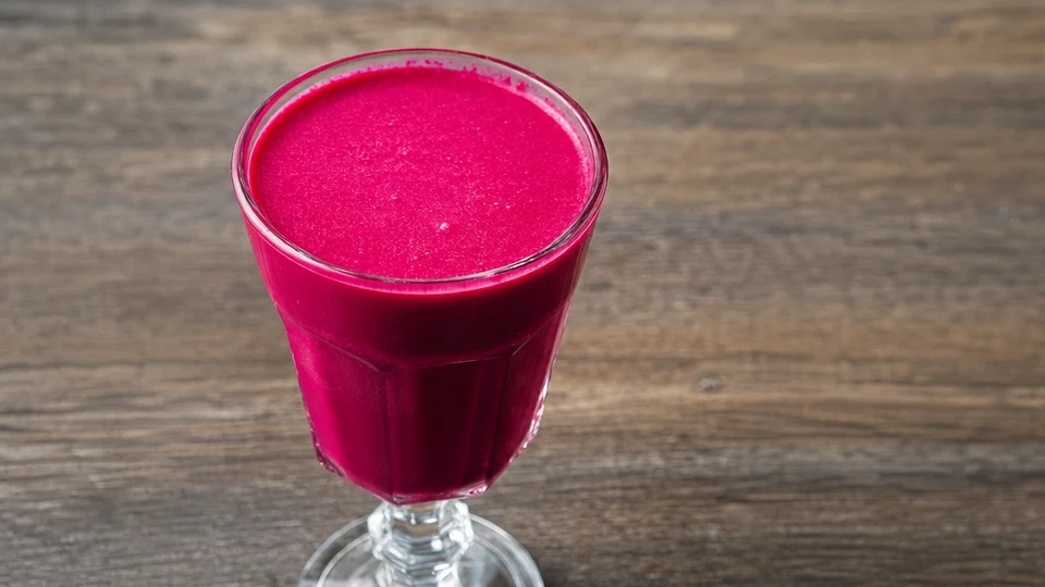 Kırmızı Pancarlı Smoothie Tarifi - Pratik Yapılışı | GZT Yemek Tarifleri